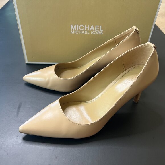 Tan Michael Kors Heels – Size 6.5 - Picture 3 of 6